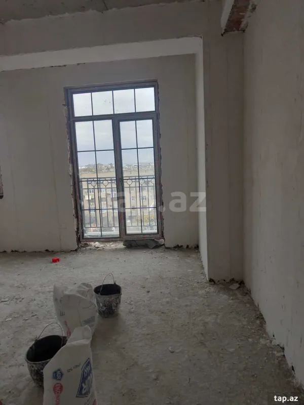 Satılır 4 otaqlı yeni tikili 142.5 m²