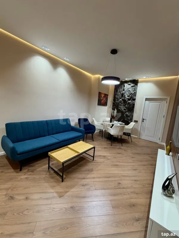 Satılır 2 otaqlı yeni tikili 60 m²