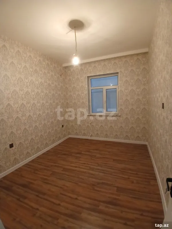 Satılır 5 otaqlı həyət evi 182 m²