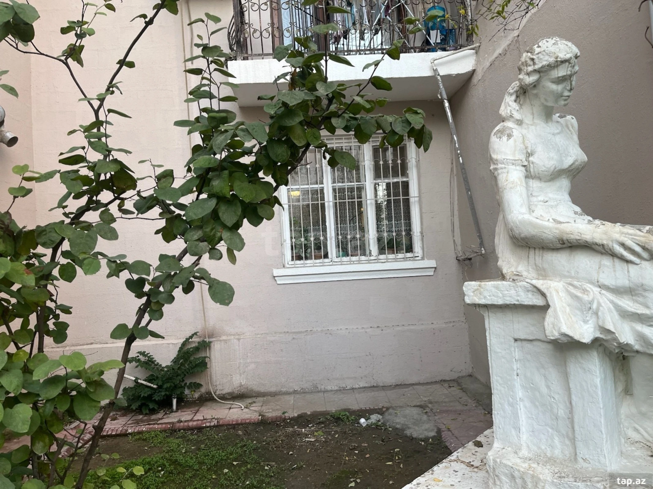 Satılır 3 otaqlı mənzil 60 m²