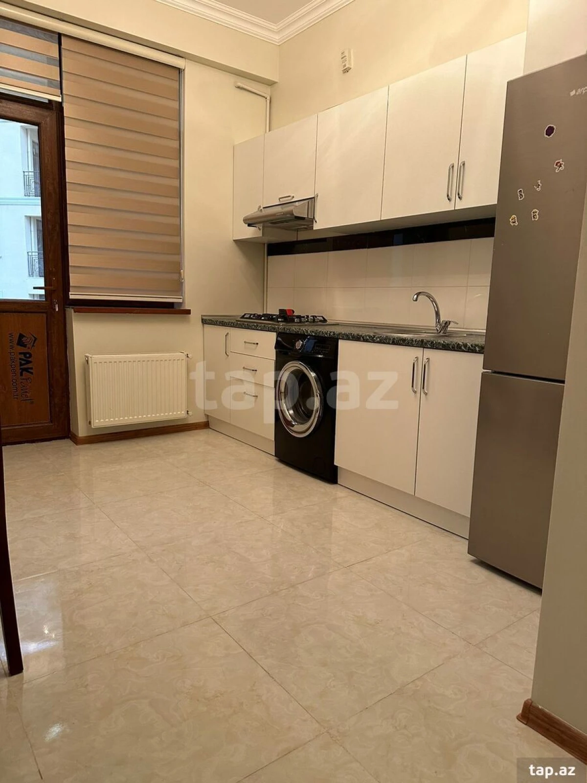 Kirayə verilir 2 otaqlı yeni tikili 65 m²