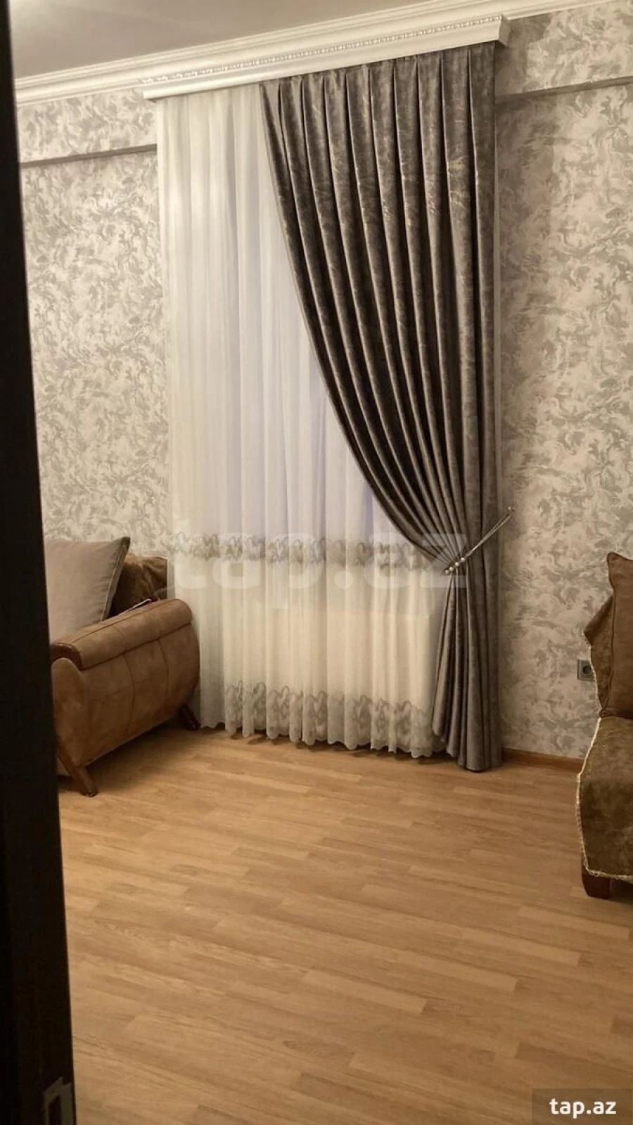 Kirayə verilir 2 otaqlı yeni tikili 65 m²