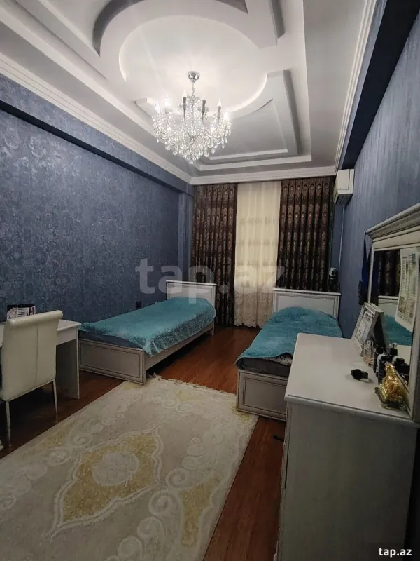 Satılır 3 otaqlı yeni tikili 134 m²