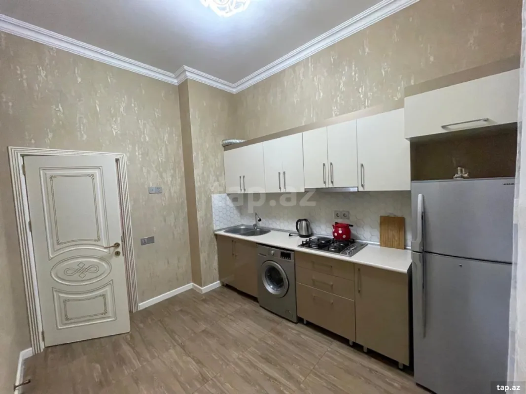 Kirayə verilir 2 otaqlı yeni tikili 60 m²