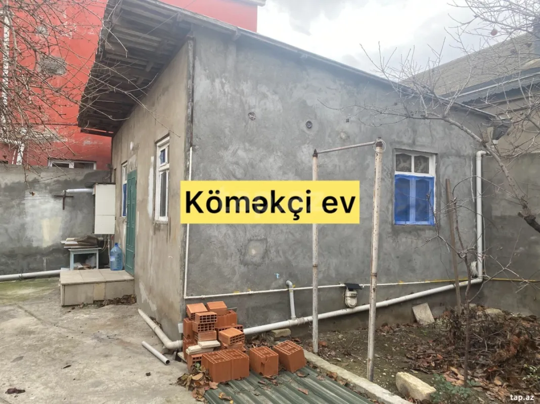 Satılır 6 otaqlı həyət evi