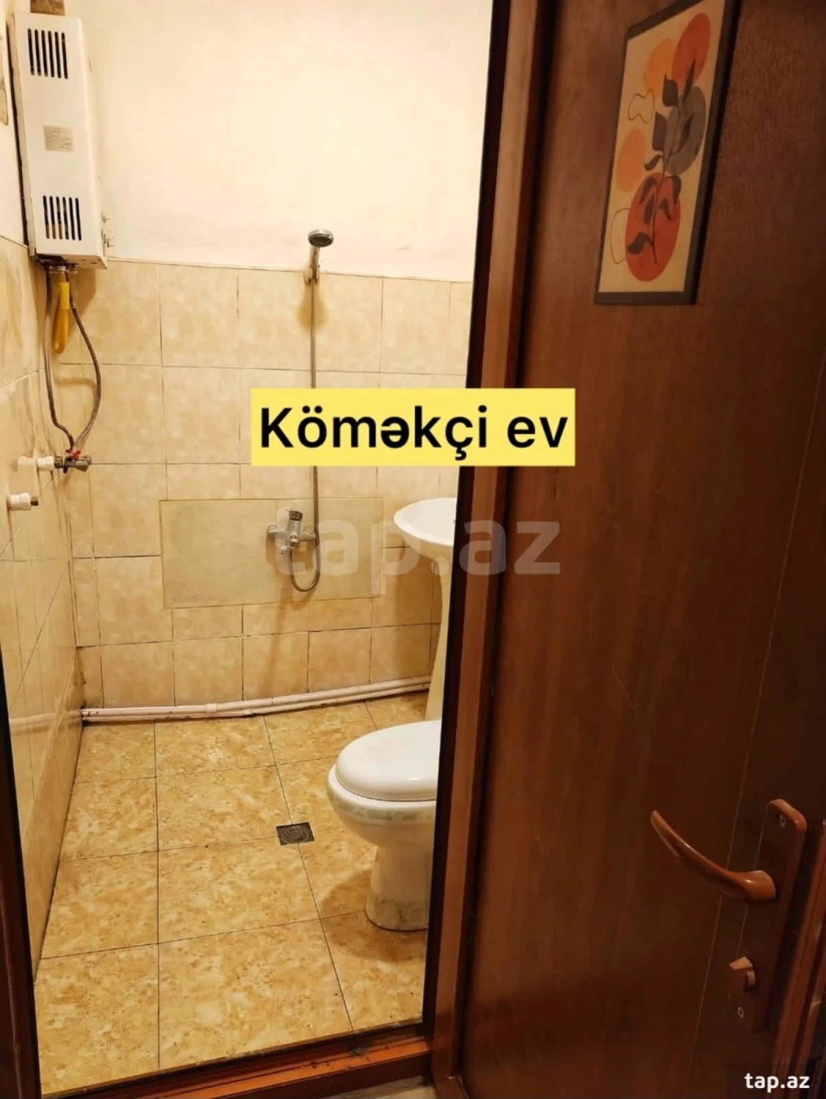 Satılır 6 otaqlı həyət evi