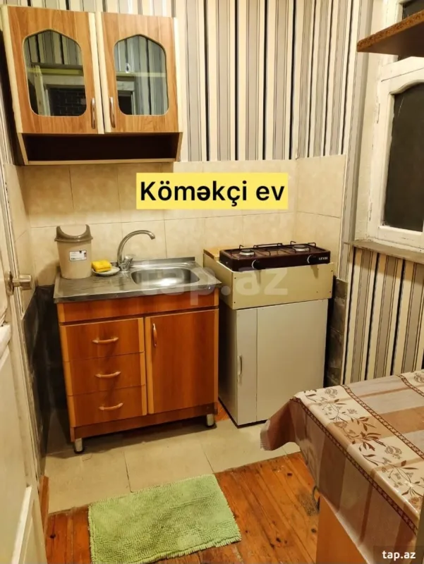 Satılır 6 otaqlı həyət evi