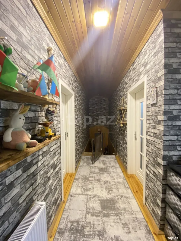 Satılır 6 otaqlı həyət evi