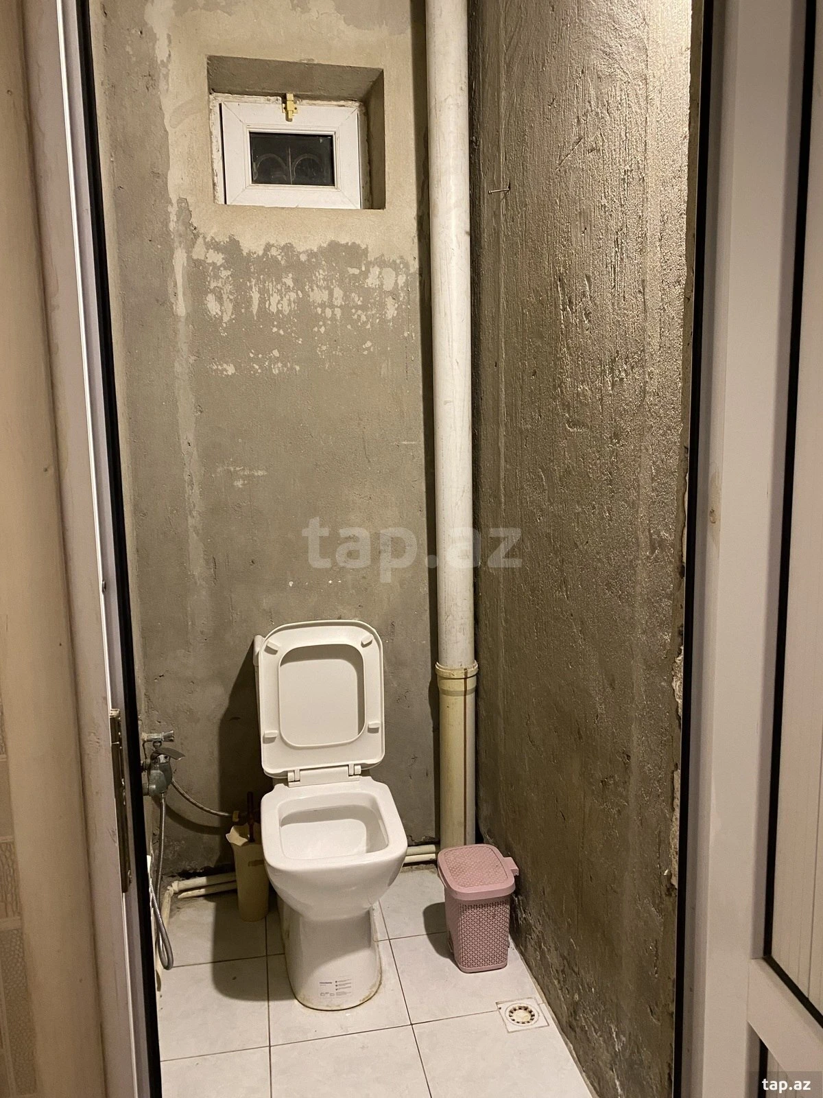 Satılır 6 otaqlı həyət evi