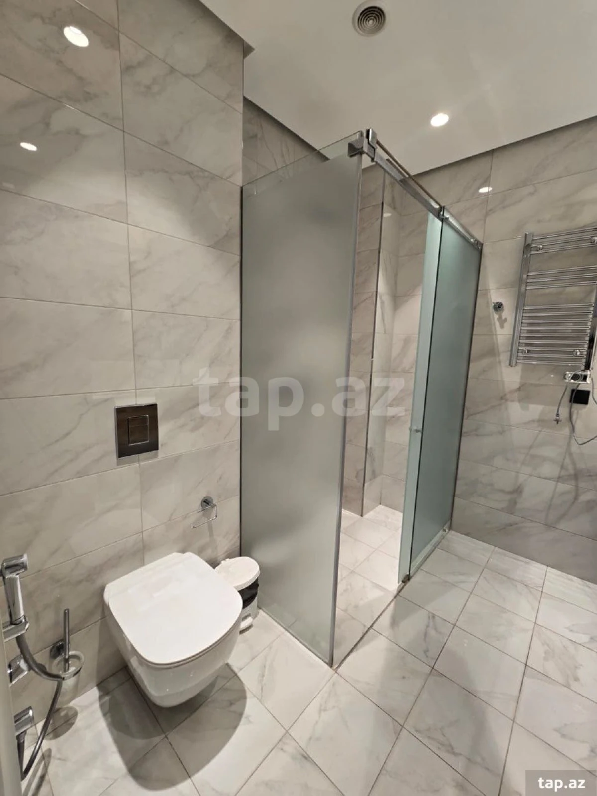 Satılır 1 otaqlı yeni tikili 47 m²