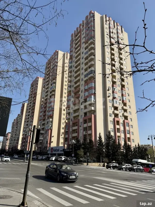 Satılır 4 otaqlı yeni tikili 142 m²