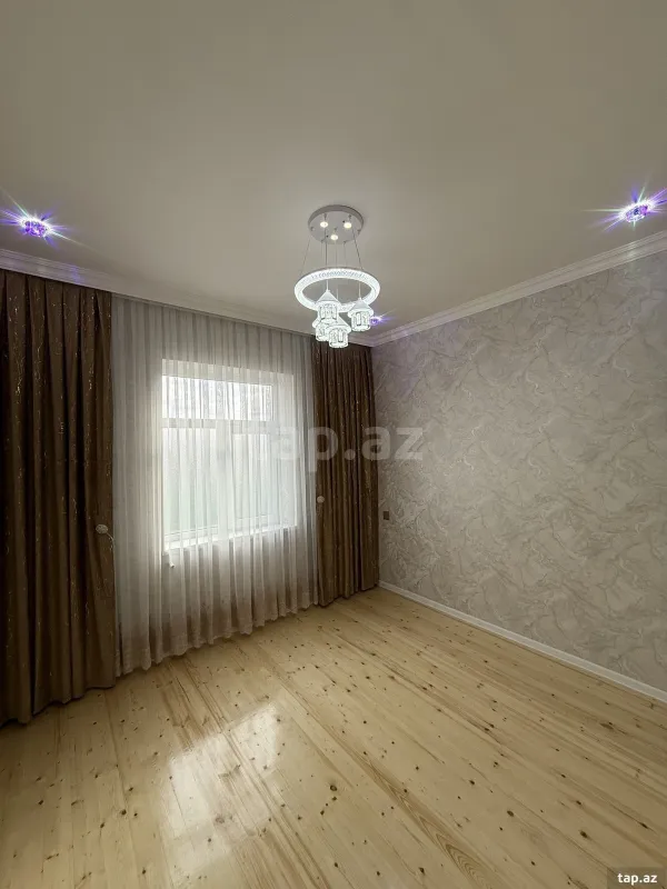 Satılır 3 otaqlı həyət evi