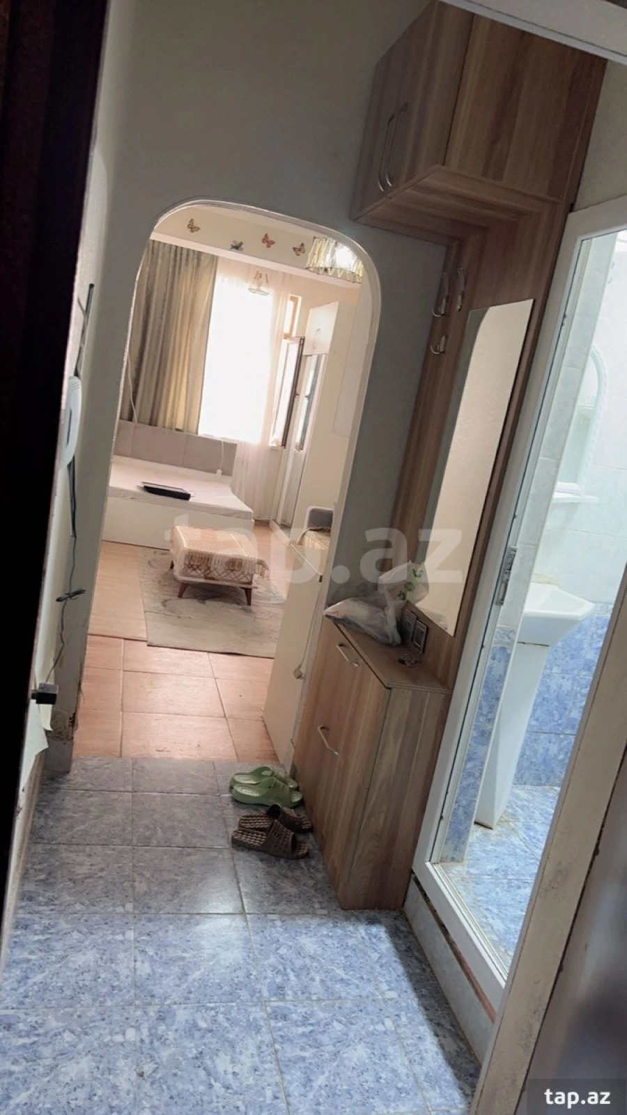 Kirayə verilir 1 otaqlı yeni tikili 30 m²