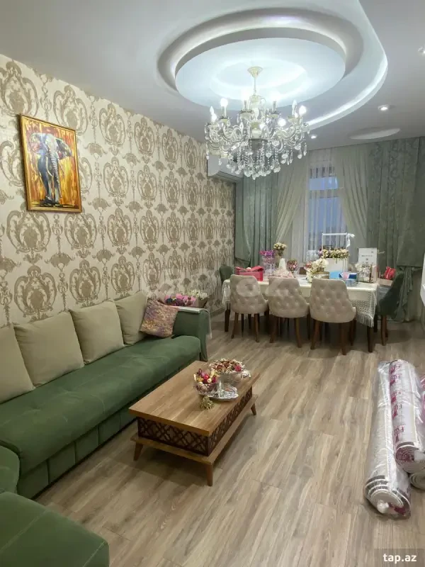 Satılır 2 otaqlı yeni tikili 75 m²