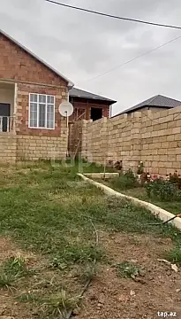 Satılır 3 otaqlı həyət evi