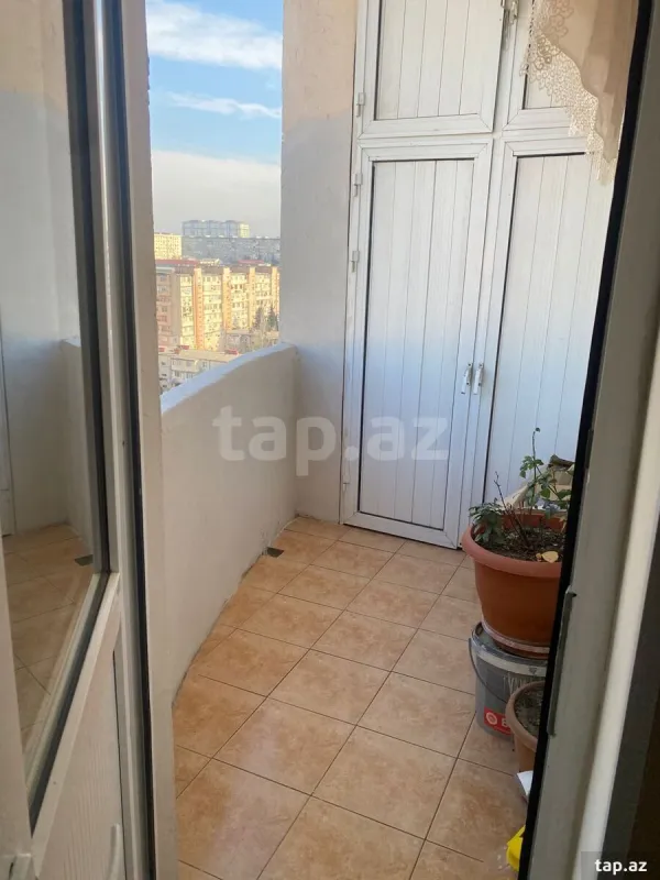 Satılır 3 otaqlı yeni tikili 105 m²