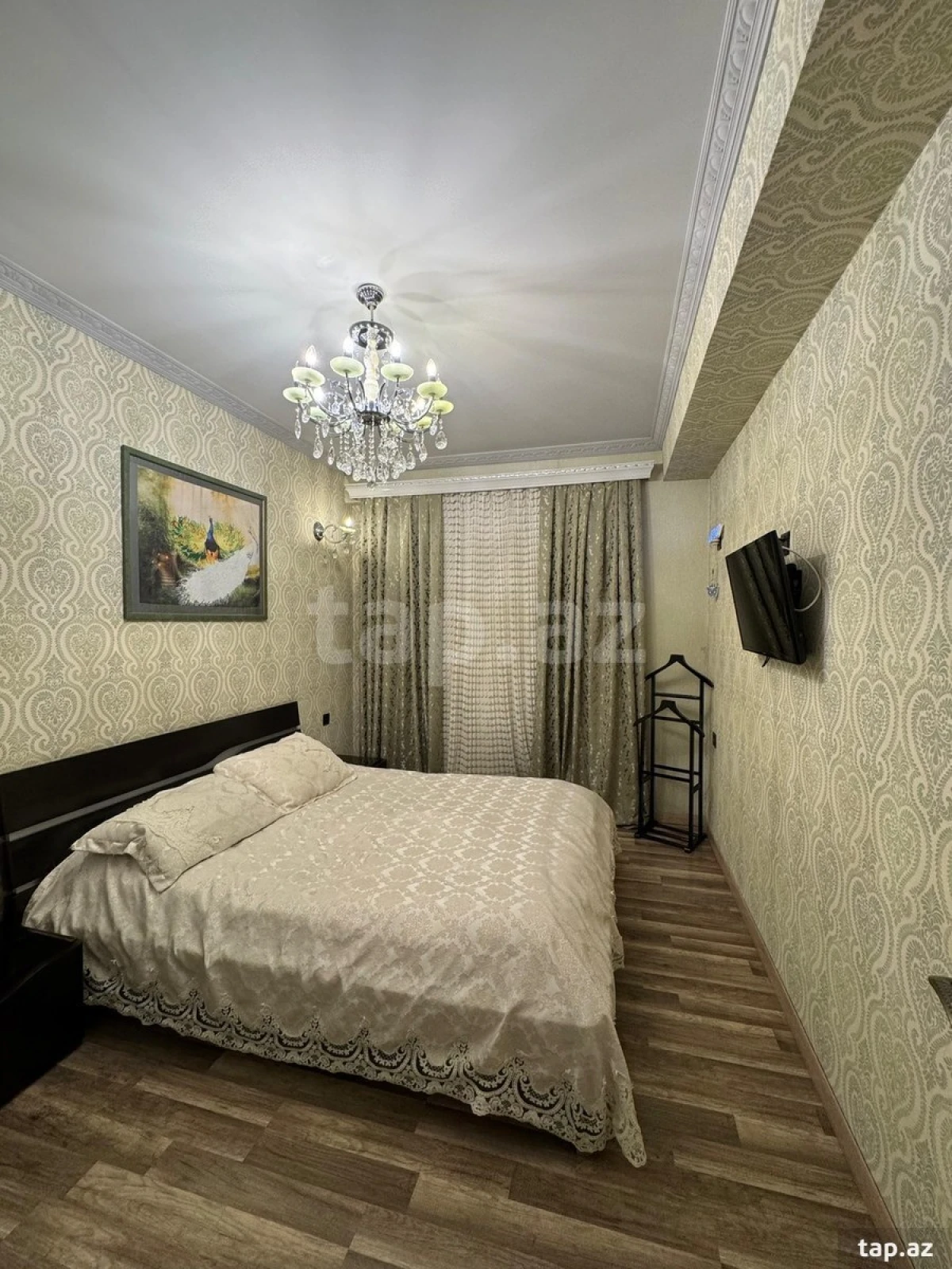 Satılır 3 otaqlı yeni tikili 120 m²