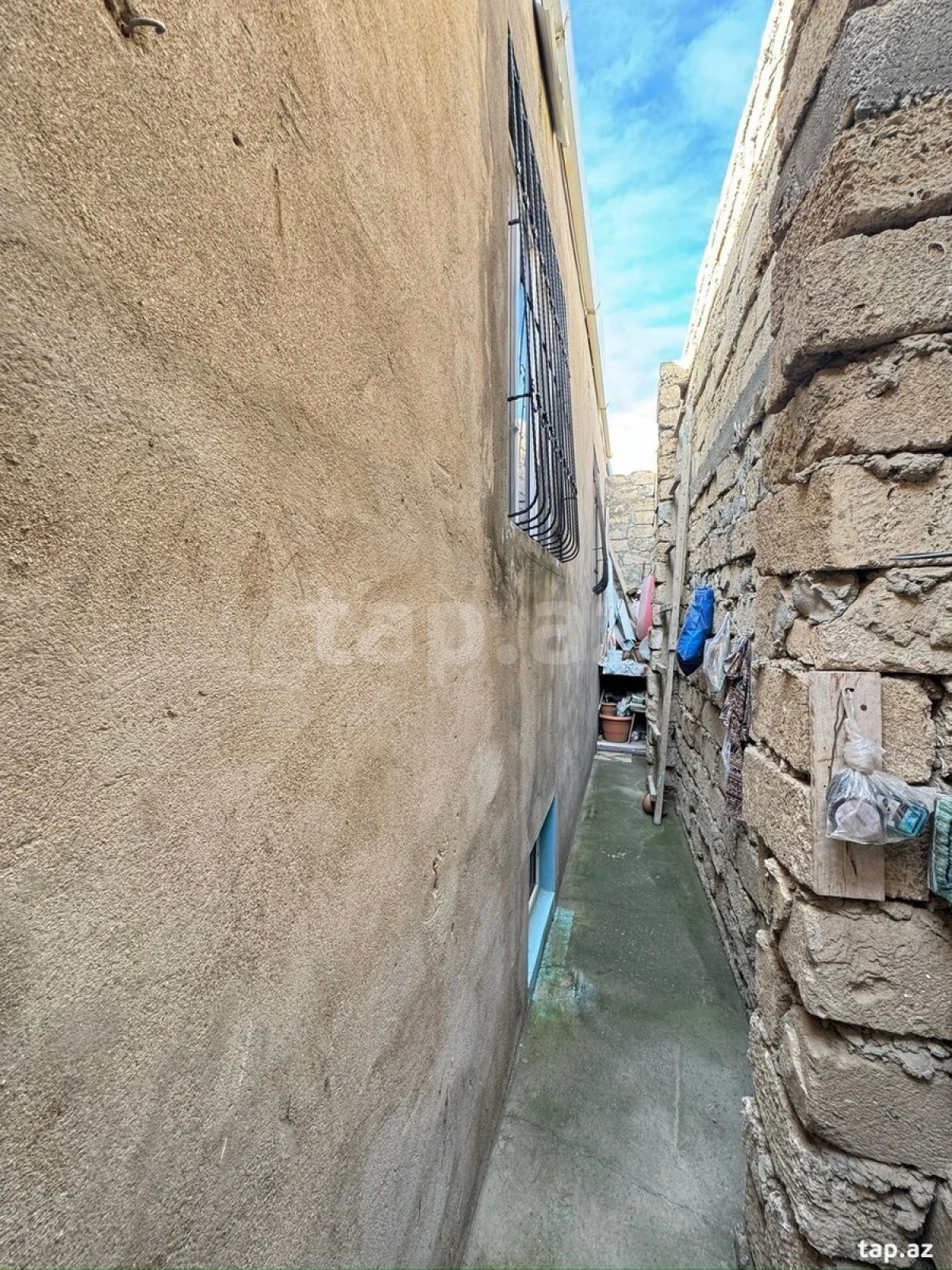 Satılır 2 otaqlı həyət evi