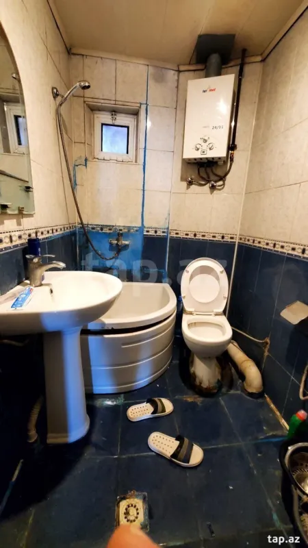 Satılır 3 otaqlı mənzil 105 m²