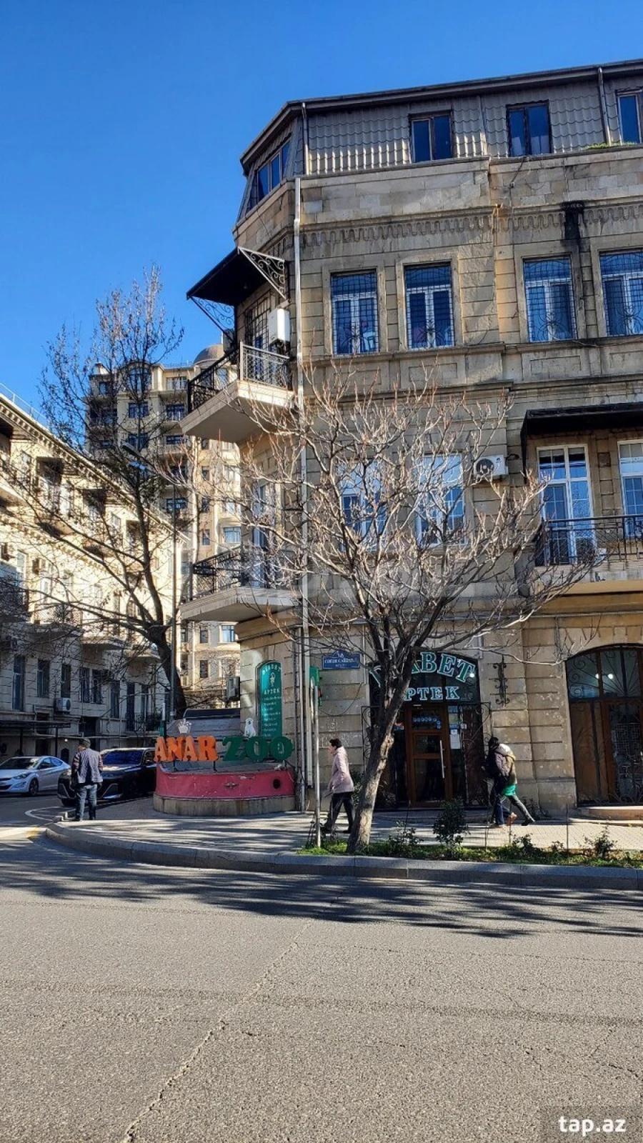 Satılır 3 otaqlı mənzil 105 m²