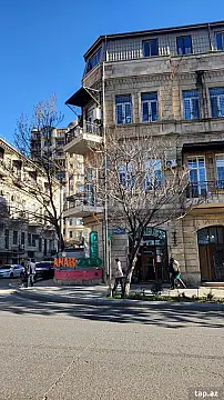 Satılır 3 otaqlı mənzil 105 m²