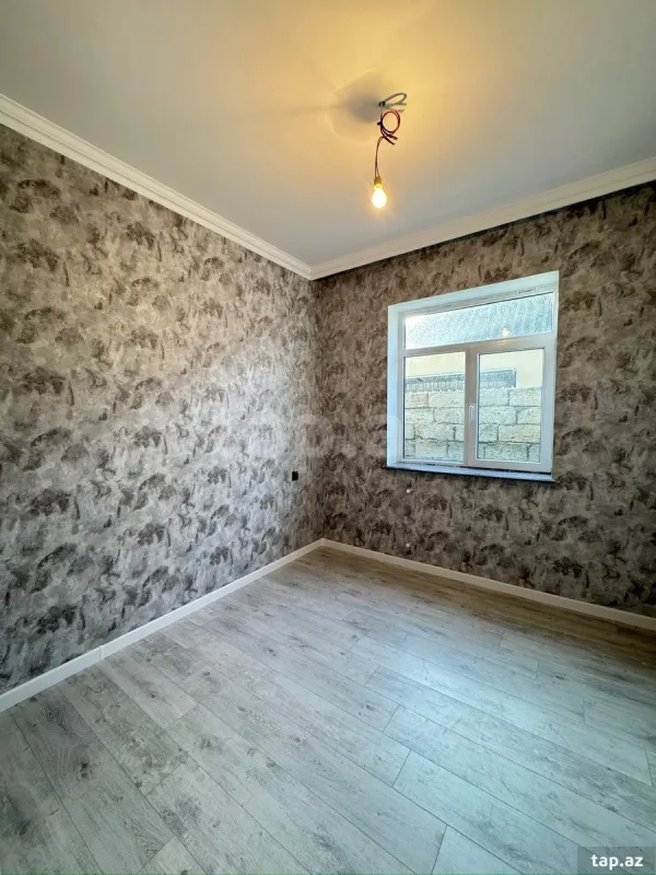 Satılır 4 otaqlı həyət evi