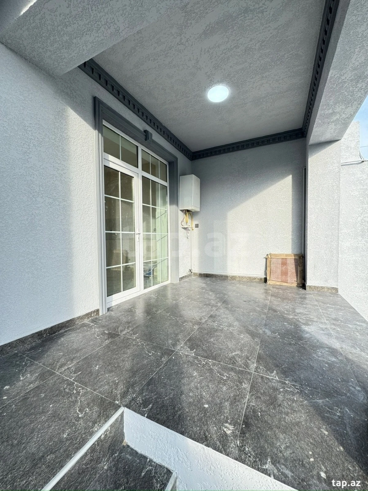 Satılır 4 otaqlı həyət evi