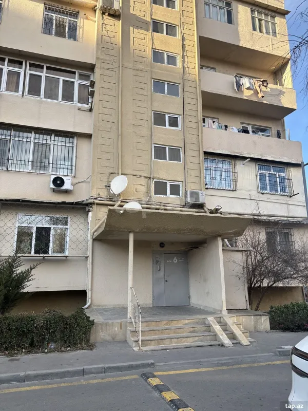 Satılır 2 otaqlı mənzil 52.5 m²