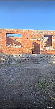 Satılır 4 otaqlı həyət evi — Qax 4 otaq