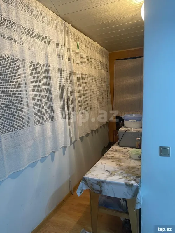 Satılır 2 otaqlı mənzil 75 m²