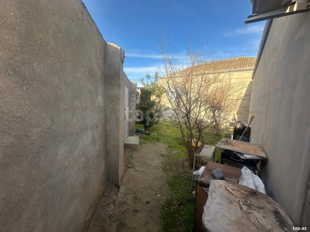 Satılır 3 otaqlı həyət evi