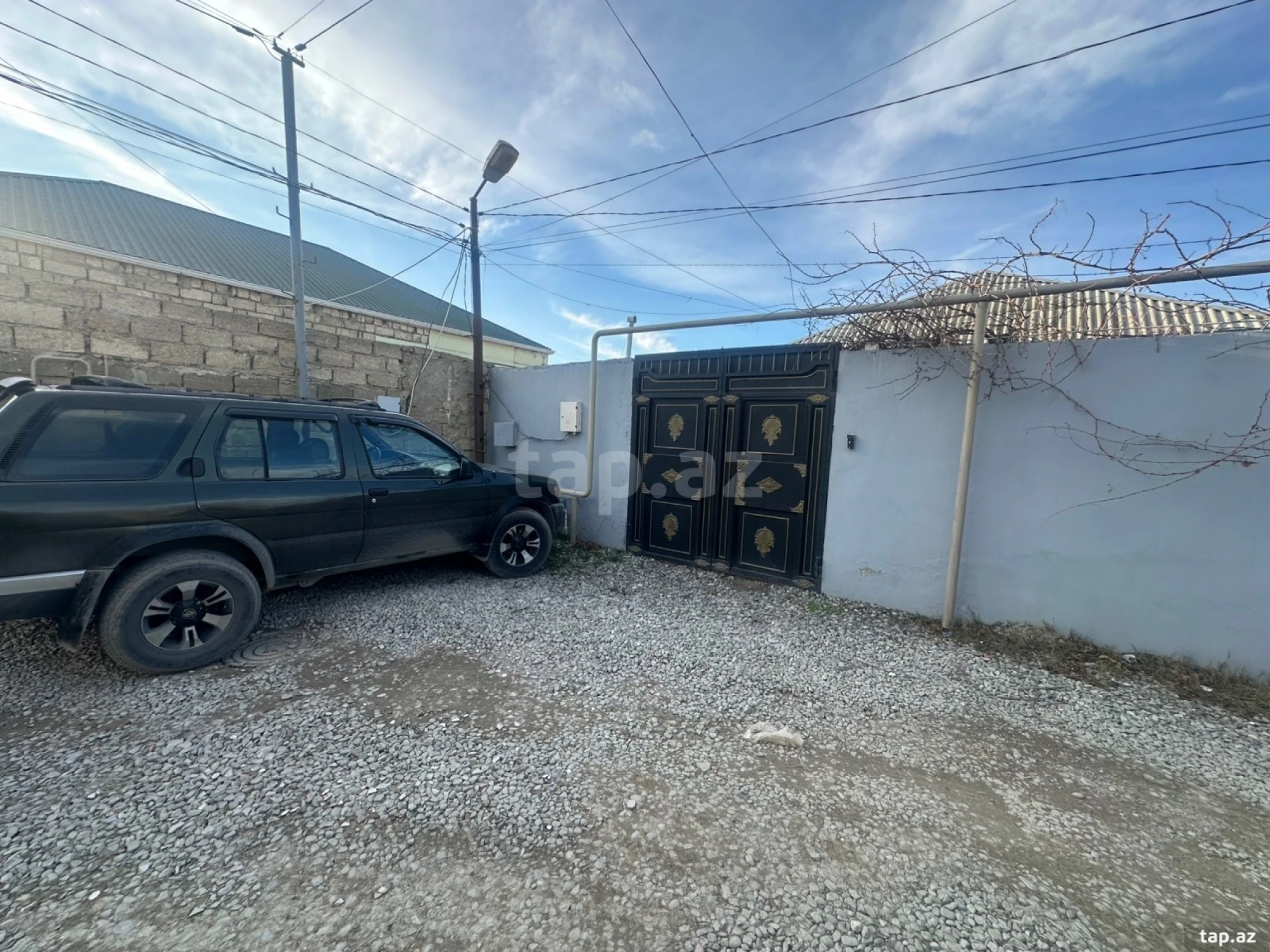 Satılır 3 otaqlı həyət evi