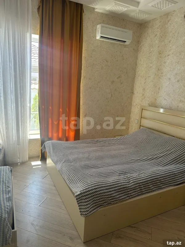 Kirayə verilir 3 otaqlı həyət evi 200 m²