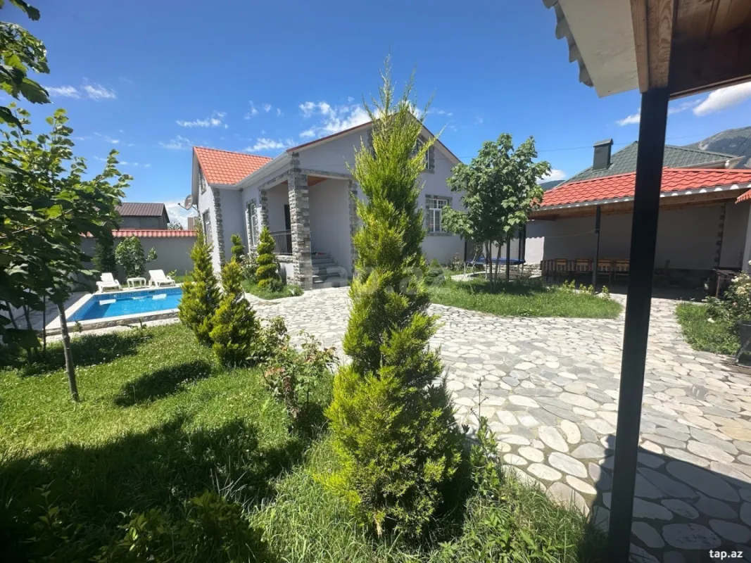 Kirayə verilir 3 otaqlı həyət evi 200 m²