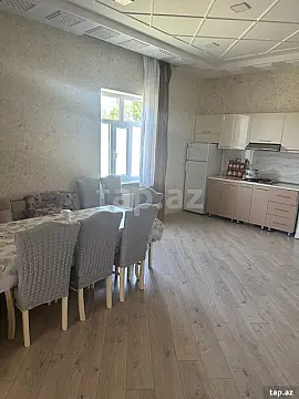 Kirayə verilir 3 otaqlı həyət evi 200 m²