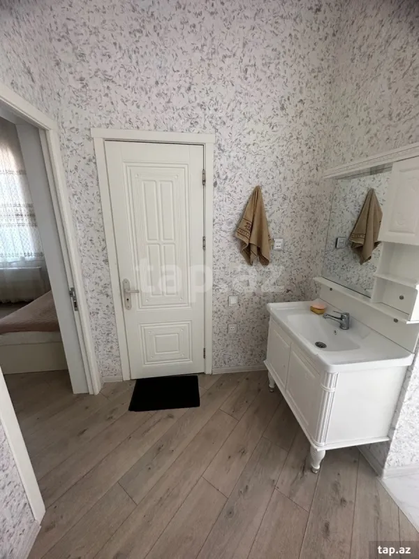Kirayə verilir 3 otaqlı həyət evi 200 m²