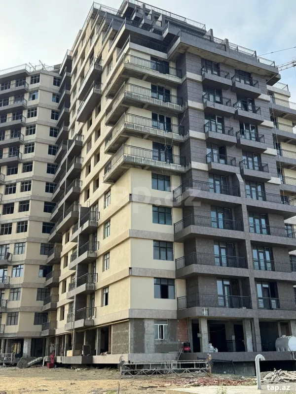 Satılır 3 otaqlı yeni tikili 157.4 m²