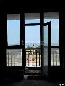 Satılır 3 otaqlı yeni tikili 157.4 m²