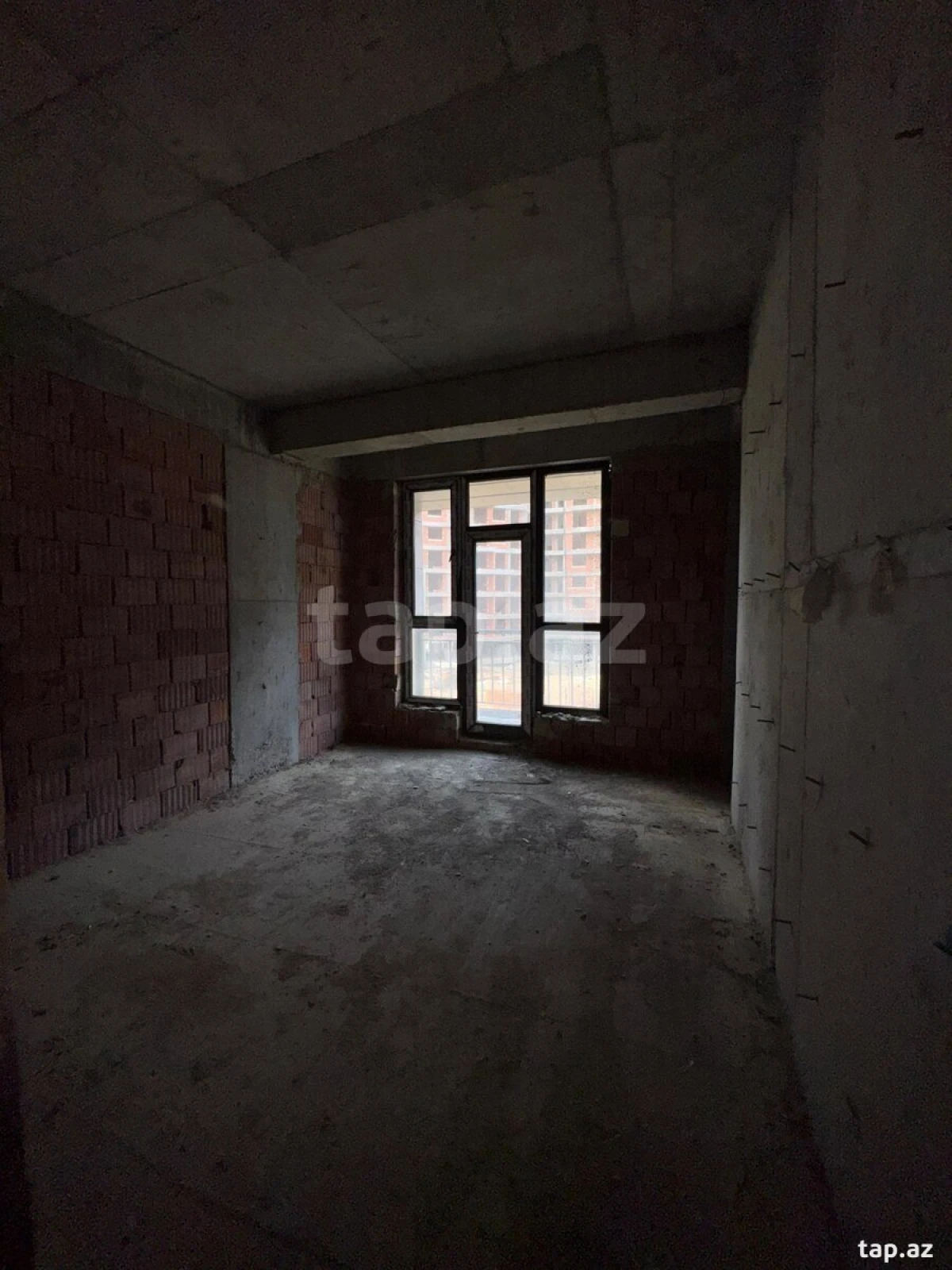 Satılır 3 otaqlı yeni tikili 157.4 m²