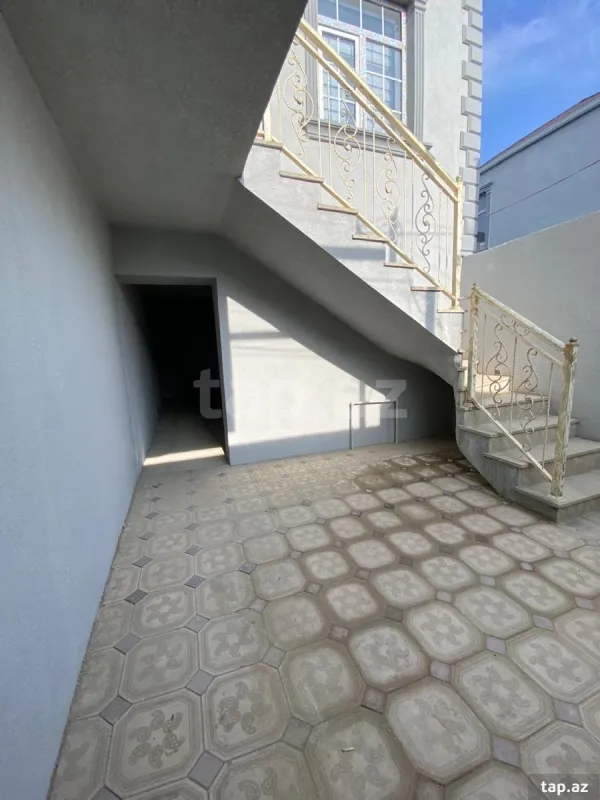Satılır 4 otaqlı həyət evi 130 m²