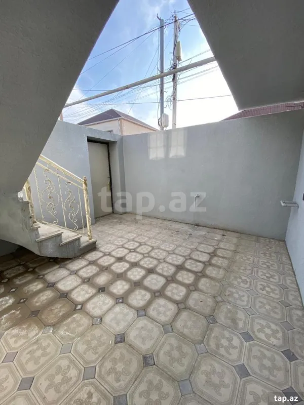 Satılır 4 otaqlı həyət evi 130 m²
