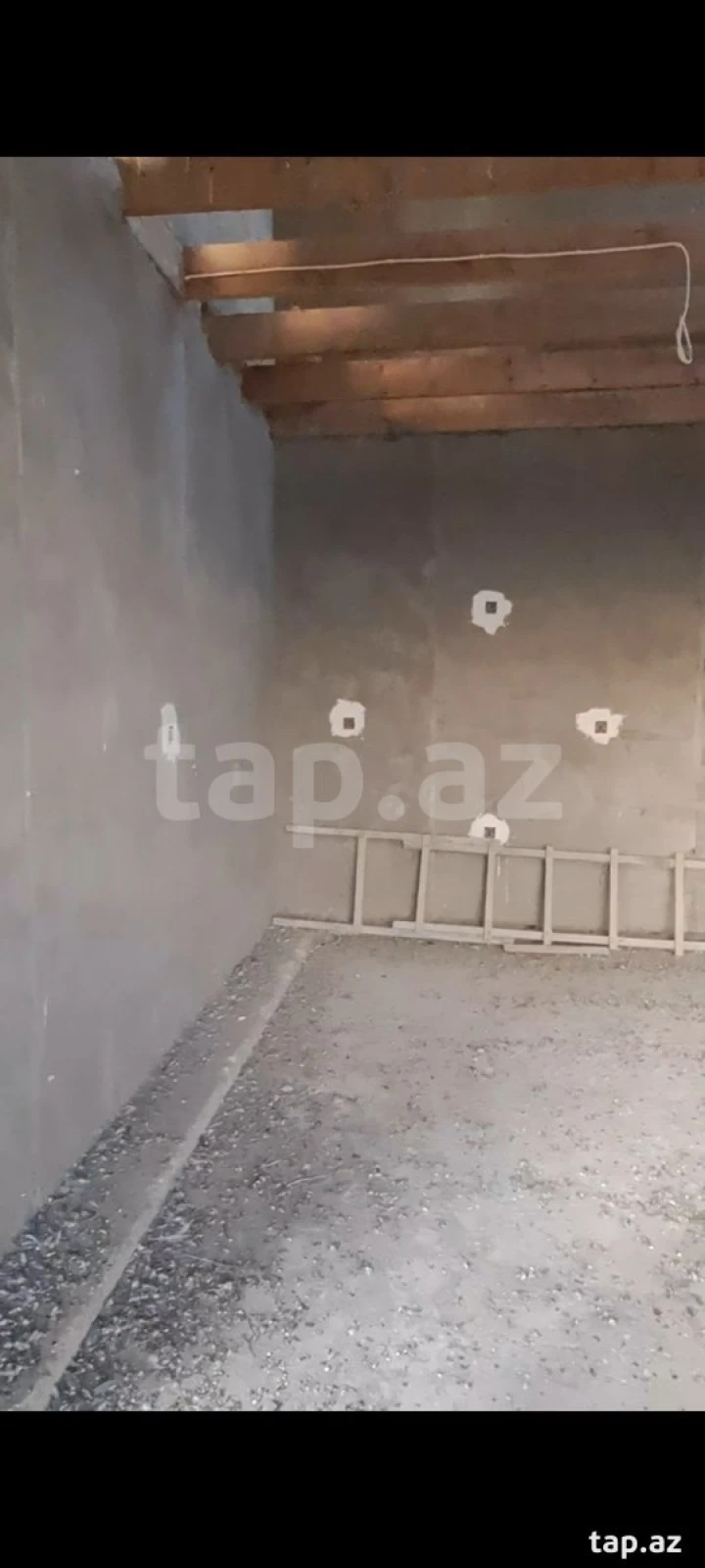 Satılır 5 otaqlı həyət evi