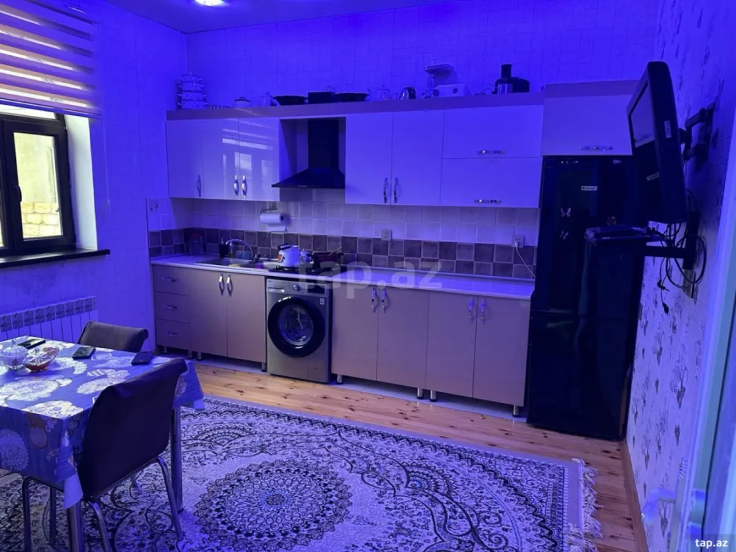Satılır 4 otaqlı həyət evi