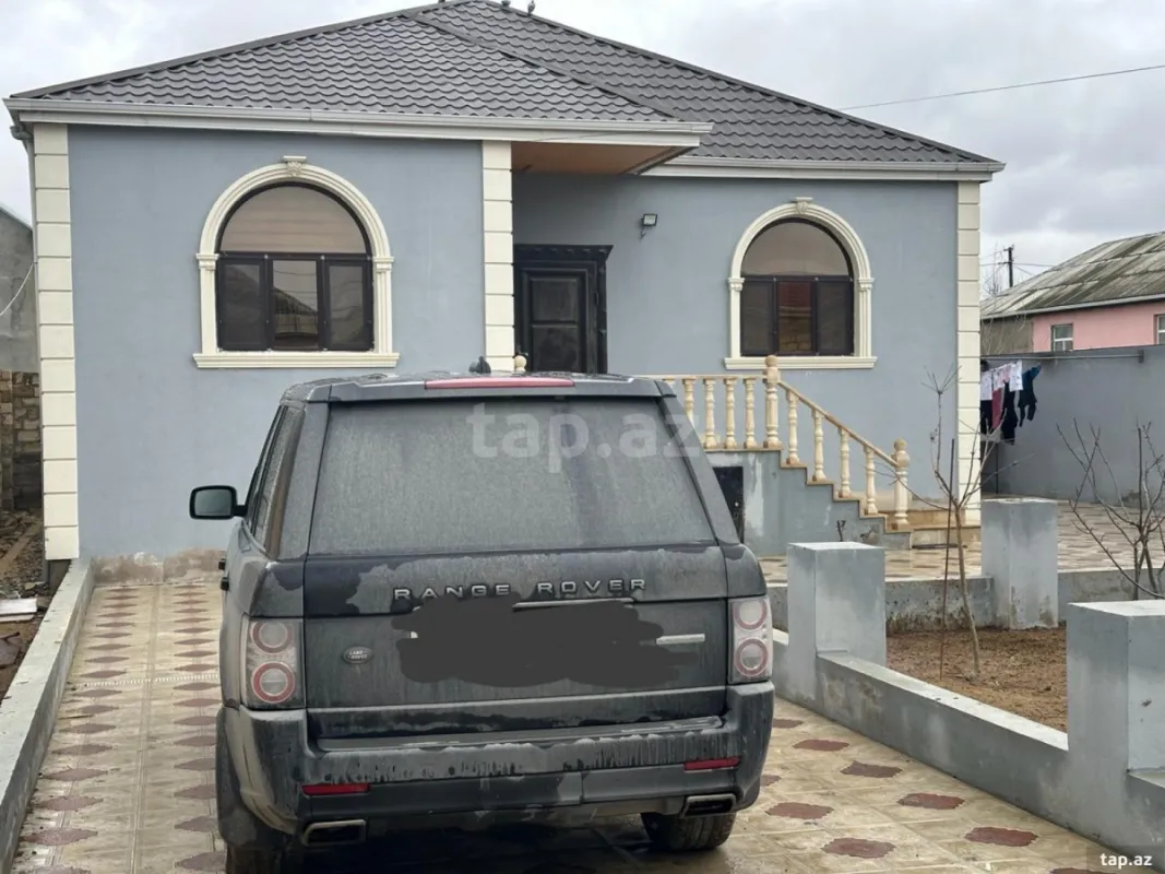 Satılır 4 otaqlı həyət evi