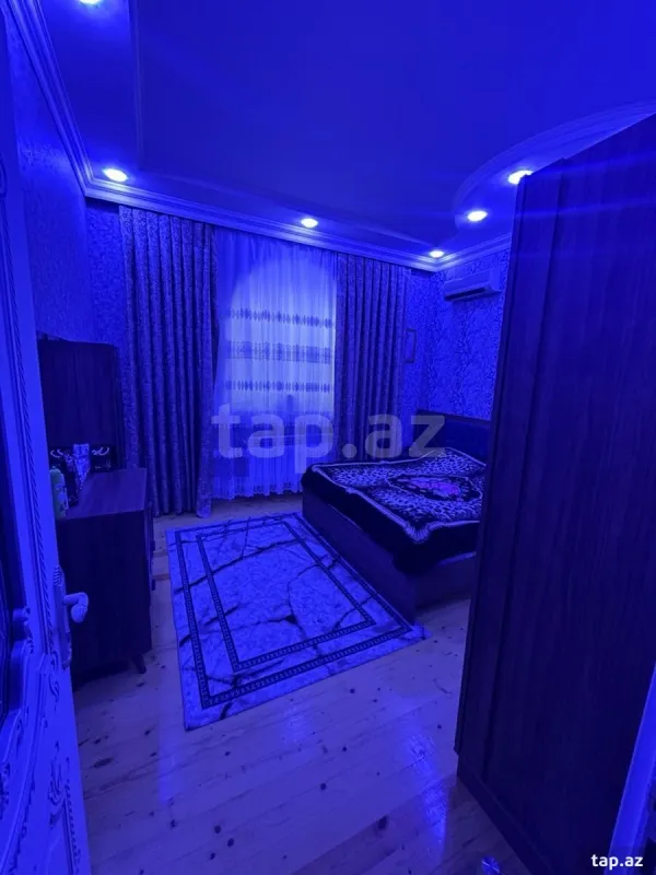 Satılır 4 otaqlı həyət evi