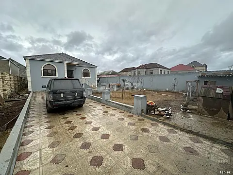 Satılır 4 otaqlı həyət evi