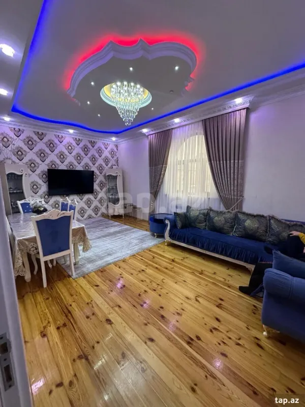 Satılır 4 otaqlı həyət evi