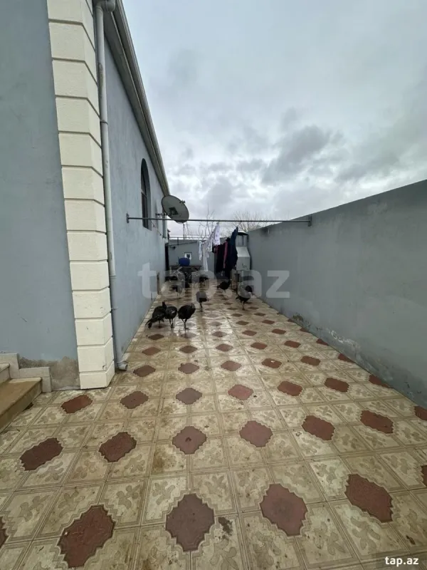 Satılır 4 otaqlı həyət evi