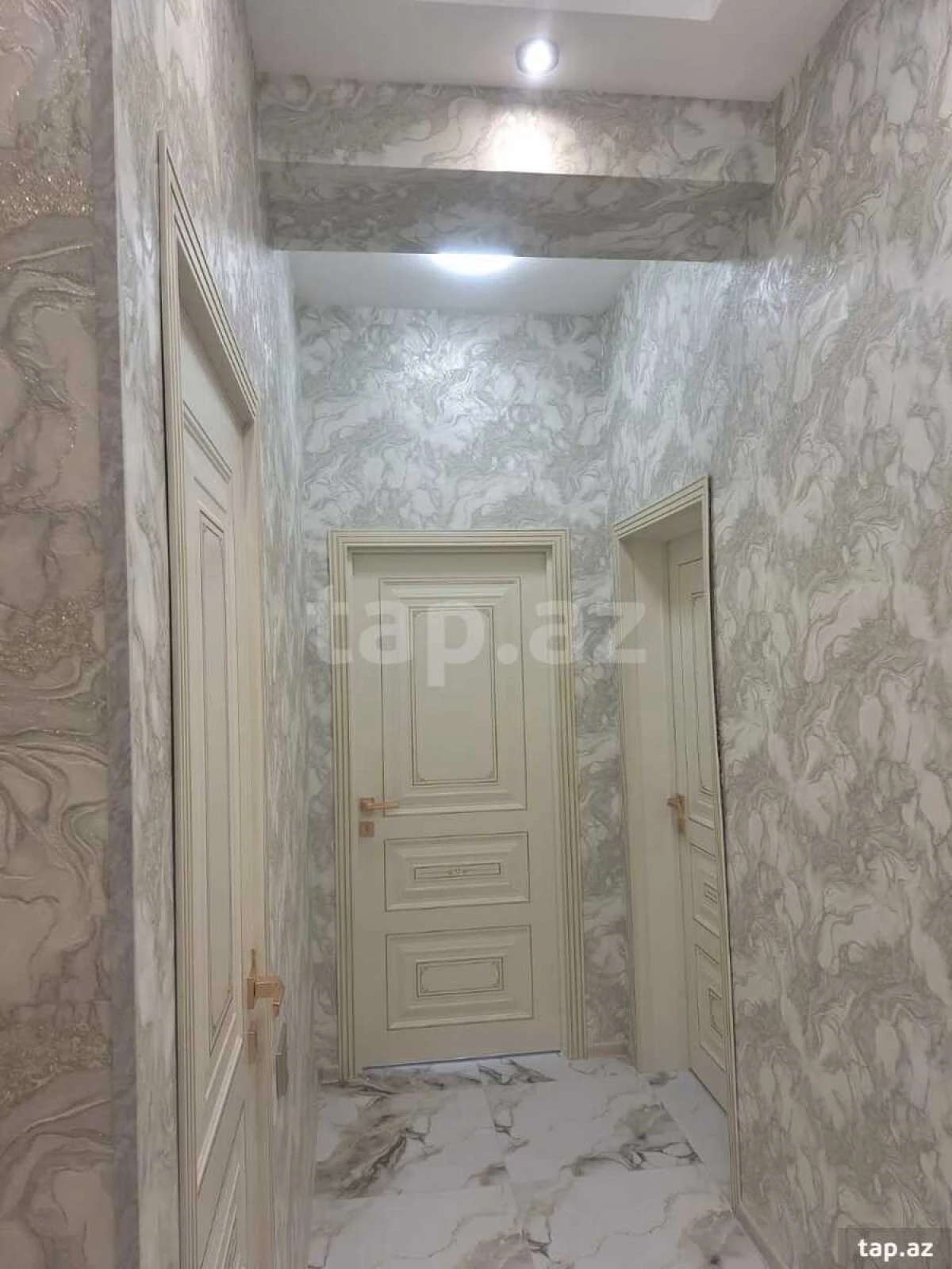 Satılır 2 otaqlı yeni tikili 50 m²