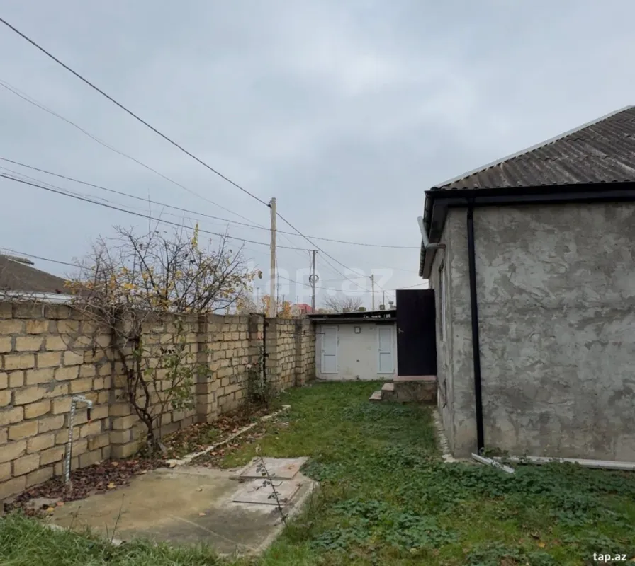 Satılır 3 otaqlı həyət evi